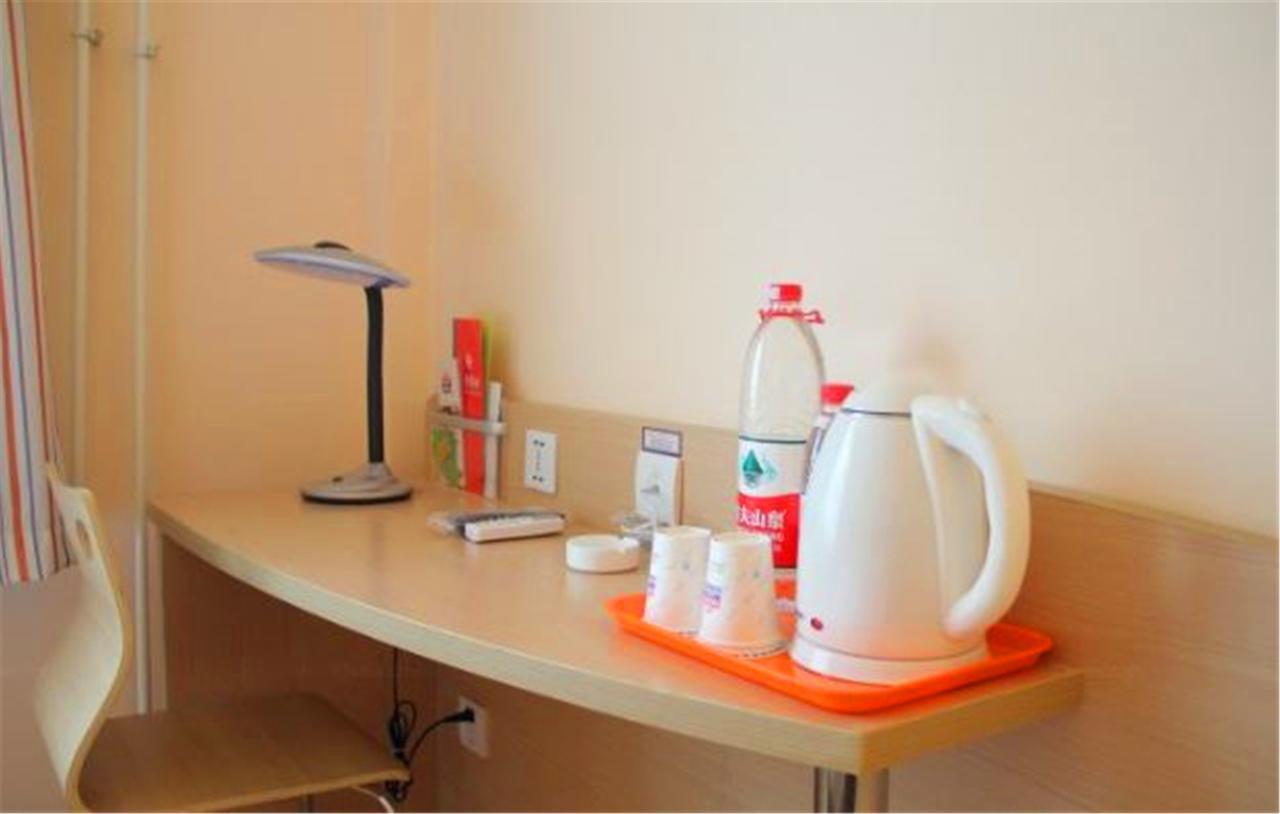 Greentree Inn Shandong Qingdao Railway Station Zhanqiao Yacht Wharf Express Buitenkant foto