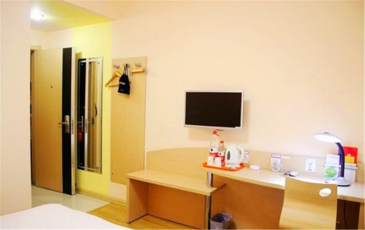 Greentree Inn Shandong Qingdao Railway Station Zhanqiao Yacht Wharf Express Buitenkant foto
