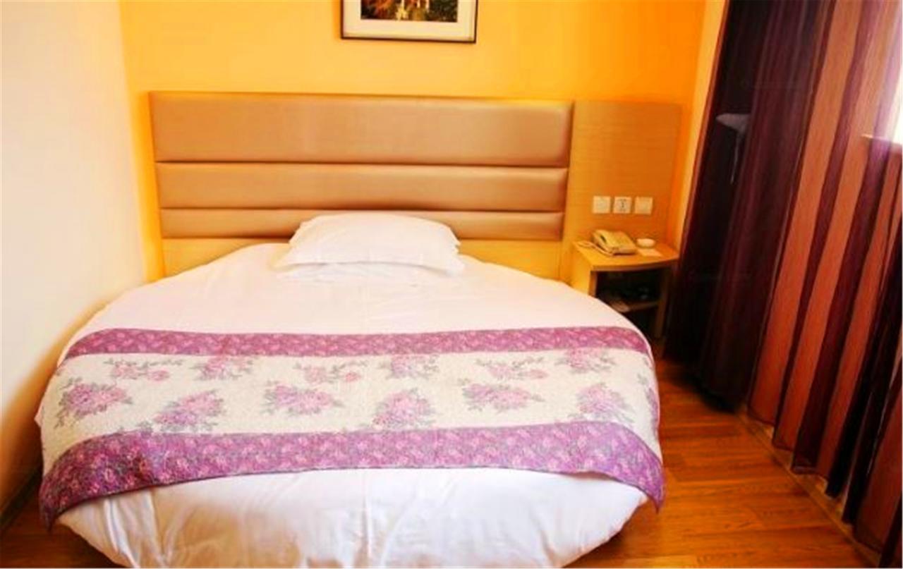 Greentree Inn Shandong Qingdao Railway Station Zhanqiao Yacht Wharf Express Buitenkant foto